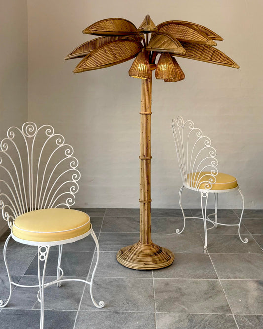 How To Choose The Perfect Statement Floor Lamp
