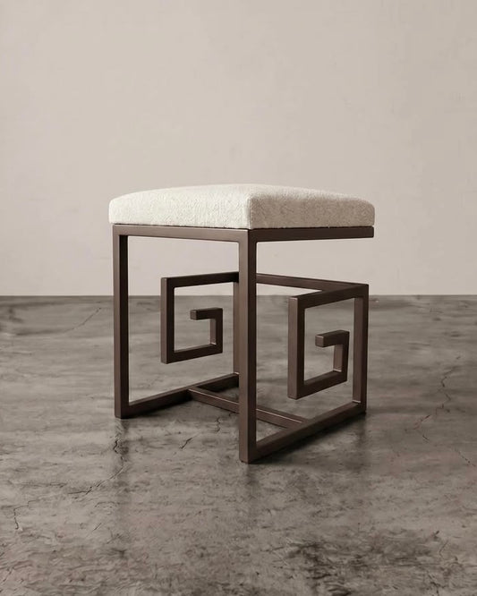 The Delphi Stool (Short)