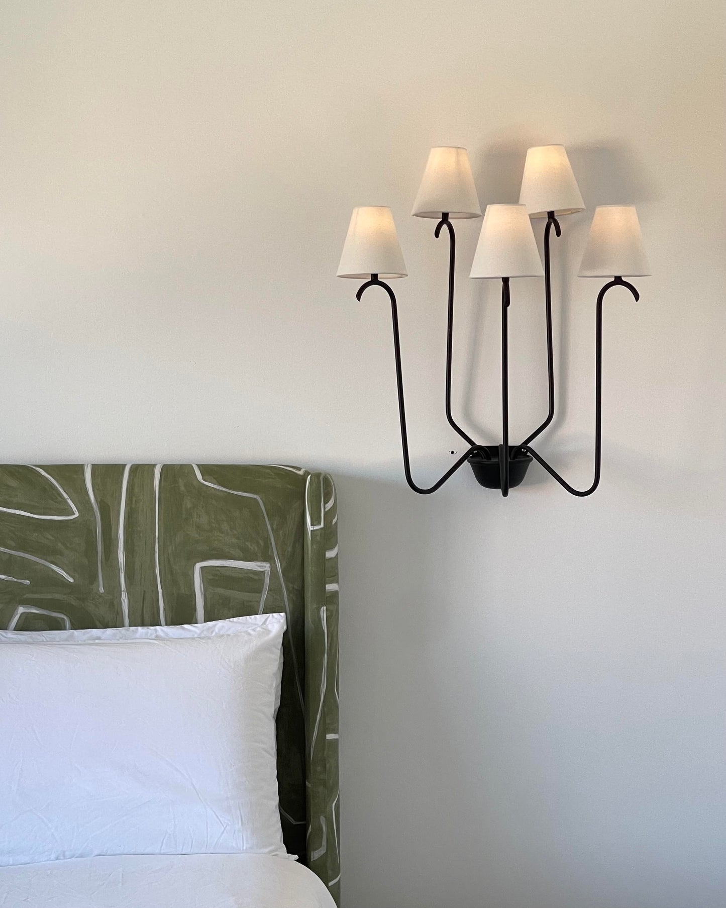 The Bellamy Wall Light